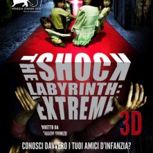 La locandina italiana di The Shock Labyrinth: Extreme 3D