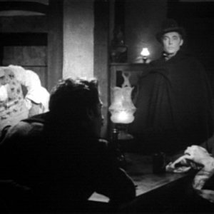 Silvano Tranquilli con Umberto Raho e Georges Rivière in una scena del film Danza Macabra