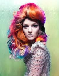 Un colorato ritratto di Lydia Hearst