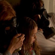 Michael Shannon e Jessica Chastain in un'angosciante immagine di Take Shelter