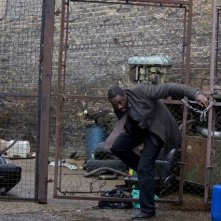 Idris Elba In Una Scena Del Finale Della Stagione 1 Di Luther 188114