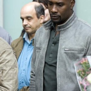 Morris Chestnut nell'episodio Serpent's Tooth di V