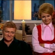 Brian Keith e Kathy Garver nella serie Tre nipoti e un maggiordomo