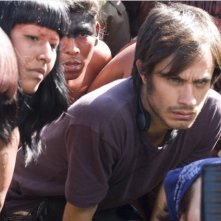 Gael Garcia Bernal Sul Set Del Film Even The Rain 188385