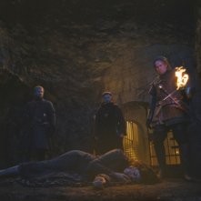 Ulrich Thomsen, Stephen Campbell Moore e Nicolas Cage in una scena di Season of the Witch