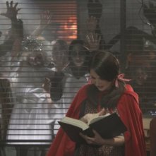 Alison Brie In Una Scena Dell Episodio Epidemiology Di Community 188443