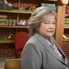 Kathy Bates E Harrriet Korn In Una Foto Promozionale Della Serie Harry S Law 188563