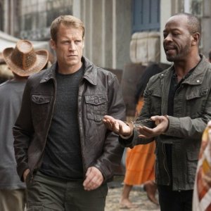 Mark Valley e Lennie James in una scena dell'episodio The Return of Baptiste di Human Target