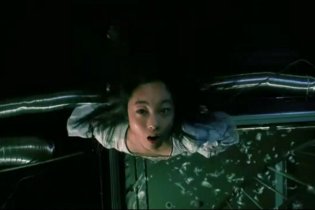 The Shock Labyrinth: Extreme 3D - Trailer Italiano