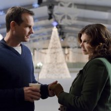 Jeanne Tripplehorn e Bill Paxton in una scena della stagione 5 di Big Love