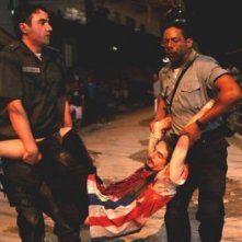 Una sanguinosa immagine del sequel di Tropa de Elite