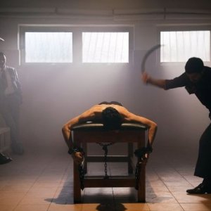 Una sequenza di Devil's Double di Lee Tamahori (2010)