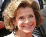 The Big Bang Theory: un 'ricatto sexy' per Jessica Walter