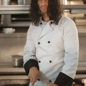 Raza Jaffrey nel pilot della serie The Cape