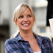 Una sorridente Anna Faris nel film Yogi Bear 3D