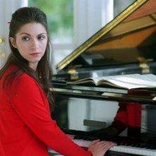 Giulia Steigerwalt in una scena di Noi due di Massimo Coglitore