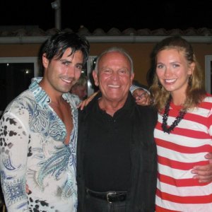 Enzo G Castellari con Maximiliano Hernando Bruno ed Eleonora Albrecht sul set di Caribbean Basterds
