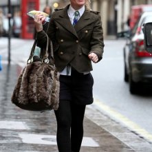 Geri Halliwell esce da una chiesa