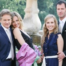 Giulio Scarpati, Francesca Cavallin, Margot Sikabony e Pietro Sermonti in una foto promo per Un medico in famiglia