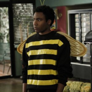 Donald Glover nell'episodio Celebrity Pharmacology di Community