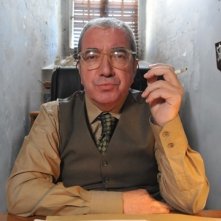 Juan Luis Galiardo in una scena del film La daga de Rasputín