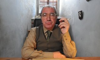 Juan Luis Galiardo in una scena del film La daga de Rasputín
