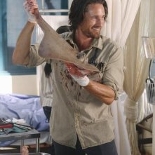 Martin Henderson nell'episodio Saved by the Great White Hope di Off the Map