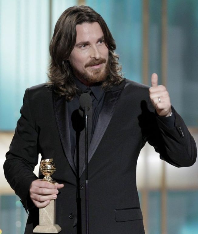 Christian Bale Accetta Il Globe Come Migliore Attore Non Protagonista Per Il Film The Fighter 189866
