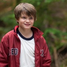 Il piccolo Charlie Tahan in una scena del film Charlie St. Cloud