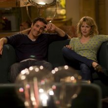 Raoul Bova e Barbora Bobulova in una scena del film Immaturi