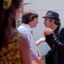 Sergio Rubini e Antonio Albanese in una scena del film Qualunquemente