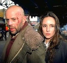 Bruce Willis E Madeleine Stowe Nel Film L Esercito Delle Dodici Scimmie 190375