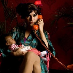 Blanca Suárez in una scena del film Carne de neón