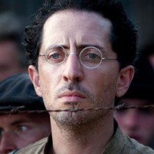 Primo piano di Gad Elmaleh dal film Vento di primavera