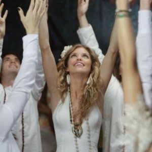 AnnaLynne McCord nell'episodio All About a Boy di 90210