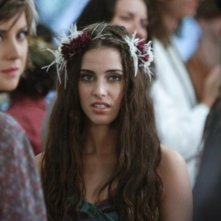 Jessica Stroup e Jessica Lowndes in una scena dell'episodio All About a Boy di 90210
