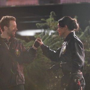 T.J. Thyne e Tamara Taylor nell'episodio The Doctor in the Photo di Bones