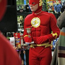 Jim Parsons nell'episodio The Justice League Recombination di The Big Bang Theory