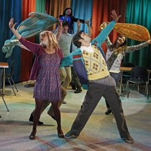 Kunal Nayyar e Melissa Rauch nell'episodio The Thespian Catalyst di The Big Bang Theory