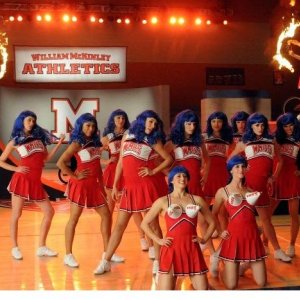 Una coreografia dell'episodio del Super Bowl di Glee