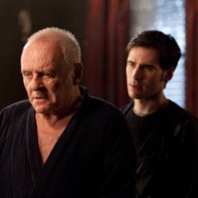 Anthony Hopkins e Colin O'Donoghue nel film The Rite