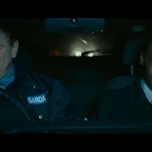 Brendan Gleeson e Don Cheadle nel film The Guard