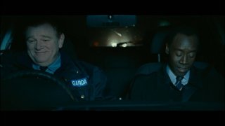 Brendan Gleeson e Don Cheadle nel film The Guard