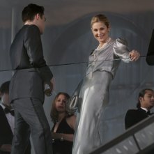 Chuck (Ed Westwick) e Lily (Kelly Rutherford) nell'episodio The Kids Are Not Alright di Gossip Girl