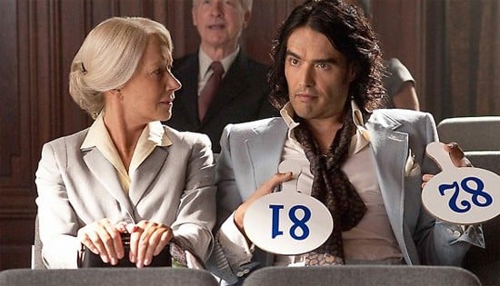 Helen Mirren e Russell Brand in Arthur