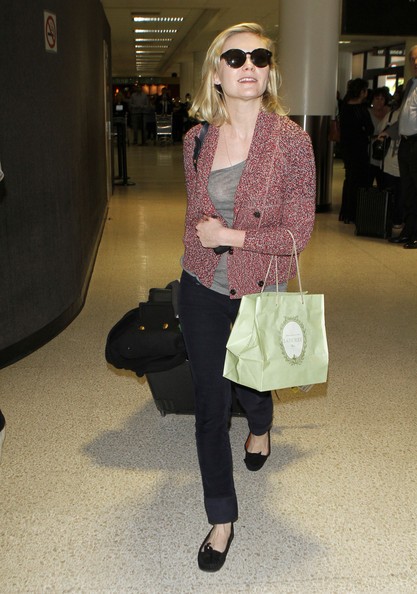 Kirsten Dunst Arriva All Aeroporto Di Los Angeles 191742