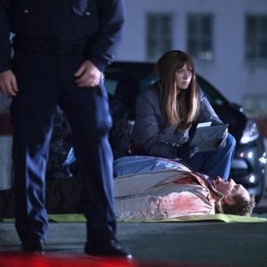 Anna Torv nell'episodio Immortality di Fringe
