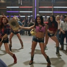 Ashley Tisdale in una scena dell'episodio Think Twice Before You Go di Hellcats