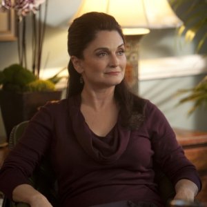 Cristine Rose in una scena dell'episodio Scandalized di Brothers & Sisters