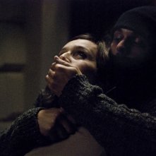 Kristin Scott Thomas in una scena drammatica del film Contre toi